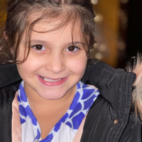 Profile Picture of Theresa Wigdor (@theresa101) on Poshmark