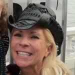 Profile Picture of Erika Matscherz (@ezipfel) on Instagram