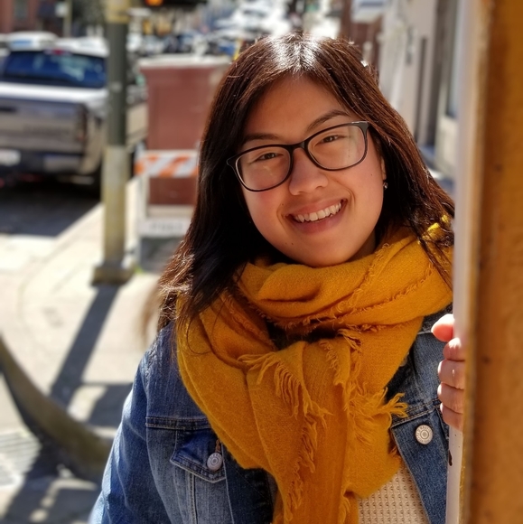 Profile Picture of Paja Yang (@pajayang80) on Poshmark