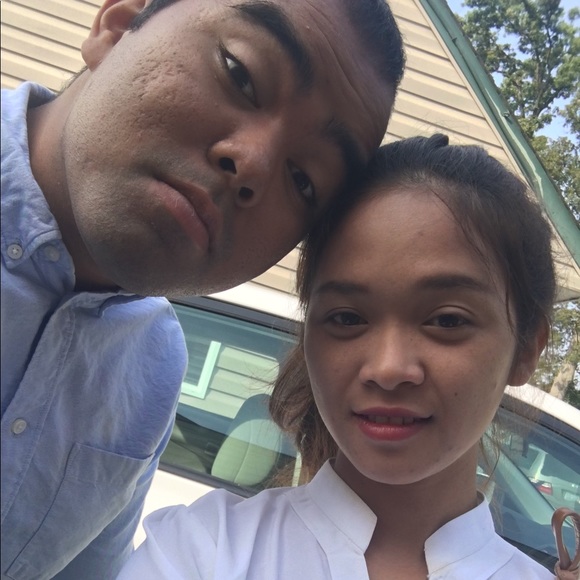 Profile Picture of Thomas Ayun (@misterayun) on Poshmark