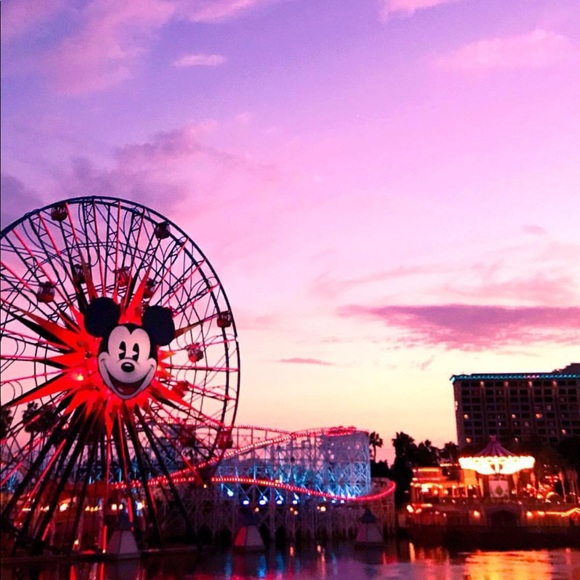 Profile Picture of Madison Kasting (@madisonkasting) on Poshmark