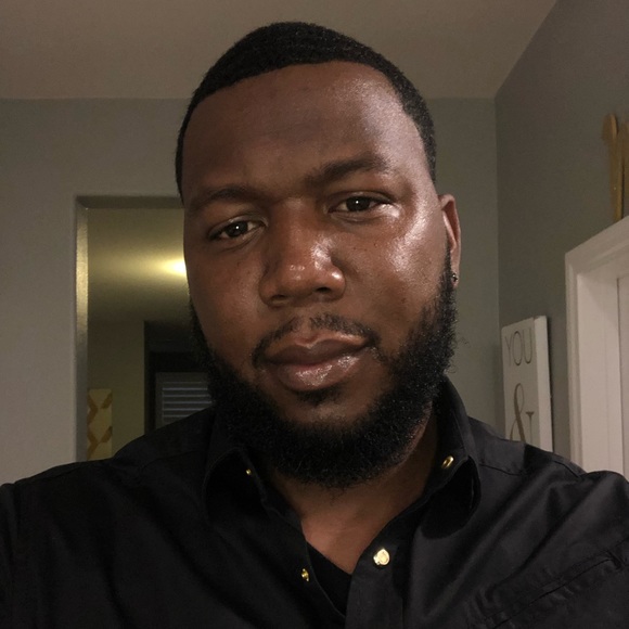 Profile Picture of Bobby Wheeler (@mrsuave34) on Poshmark