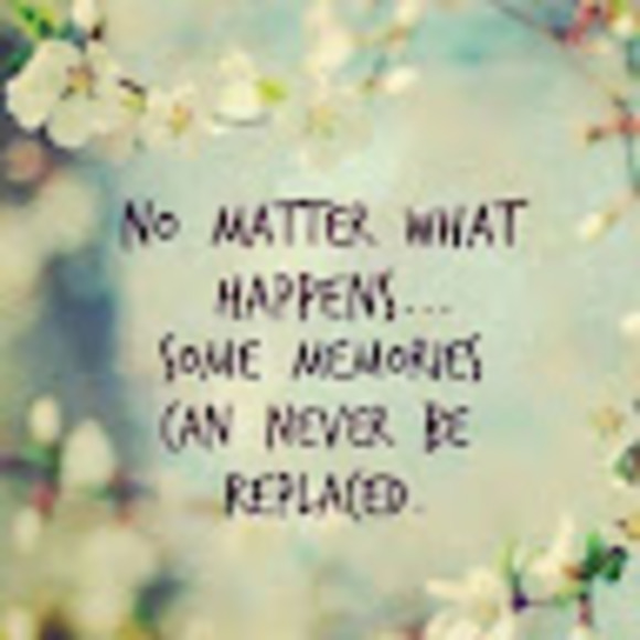 Profile Picture of Harini Reddy (@harinireddy664) on Poshmark