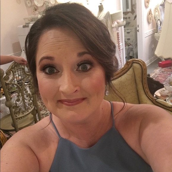 Profile Picture of Lori Duffy (@lori_duffy) on Poshmark