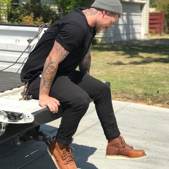 Profile Picture of Jacob Mcdougal (@jacobswardrobe) on Poshmark