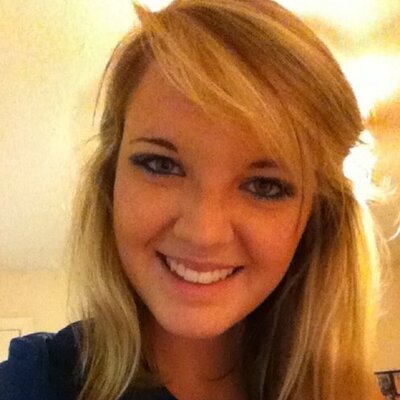 Profile Picture of Allison Blackmon (@AllieLynn77) on Twitter