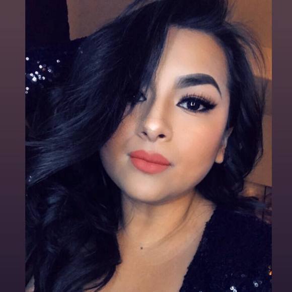Profile Picture of Luz Sanchez zamora (@yaretzi66) on Poshmark