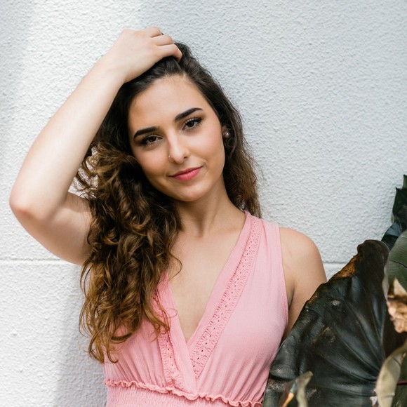 Gabriella Levinski - Poshmark Profile Picture of Gabriella Levinski (@gabilevinski) on Poshmark