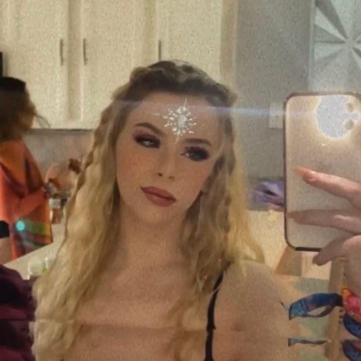 Shannon Carney - Tiktok Profile Picture of Shannon Carney (@shannoncarney7) on Tiktok