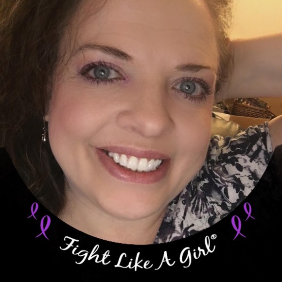 Profile Picture of Amelia Tanner (@ameliatanner345) on Poshmark