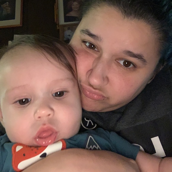 Profile Picture of Haley Stansell (@haleystansell) on Poshmark