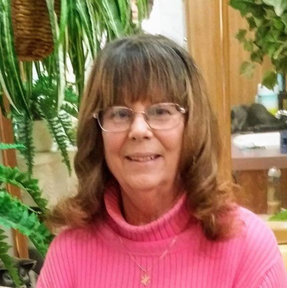 Profile Picture of Glenda Boitnott (@glenda_boitnott) on Poshmark
