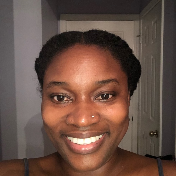 Profile Picture of Alecia Hart (@alibyd79) on Poshmark