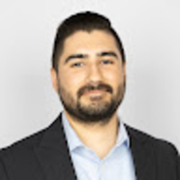 Profile Picture of Andrew Bell (@andrewbell485) on Poshmark