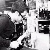 Profile Picture of Joseph Arquette (@apossiblemaybe) on Youtube