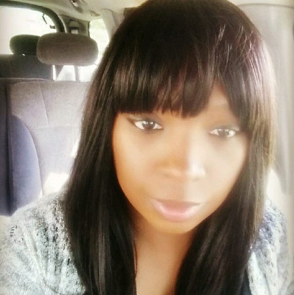 Profile Picture of Mareka Carr (@missrekarush) on Poshmark