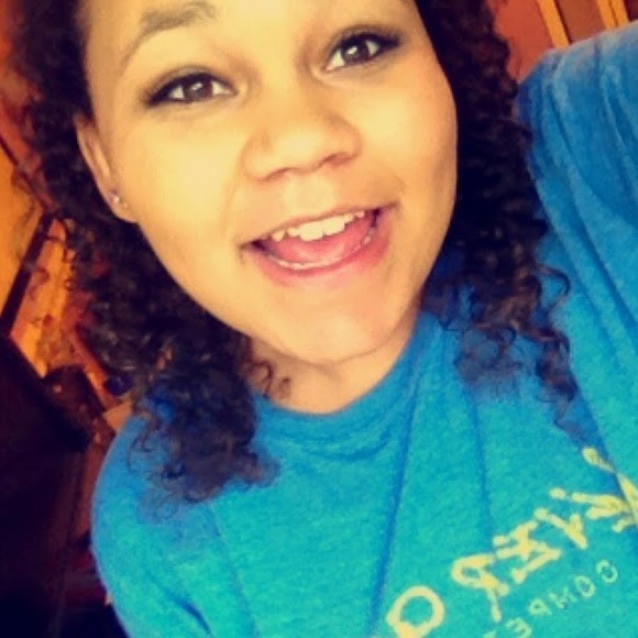 Profile Picture of Madison Dickerman (@madison_d512) on Poshmark