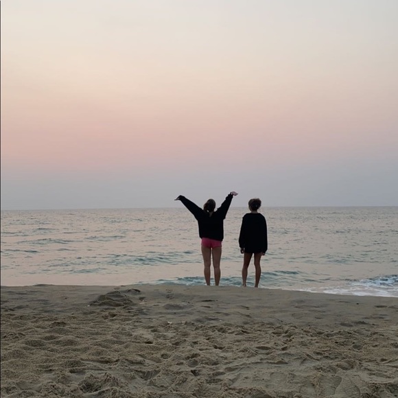 Heather Schofield - Poshmark Profile Picture of Heather Schofield (@heatherschof818) on Poshmark