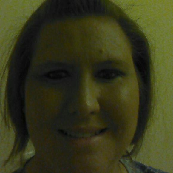 Profile Picture of Lisa Pressler (@lpressler) on Poshmark