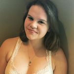 Profile Picture of Shannon (@shannon_blakely) on Instagram