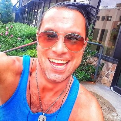 Profile Picture of Daniel Abrahamian (@DanielAbrahami7) on Twitter