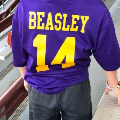 Profile Picture of Jeremy Beasley (@beasleyFO6) on Twitter