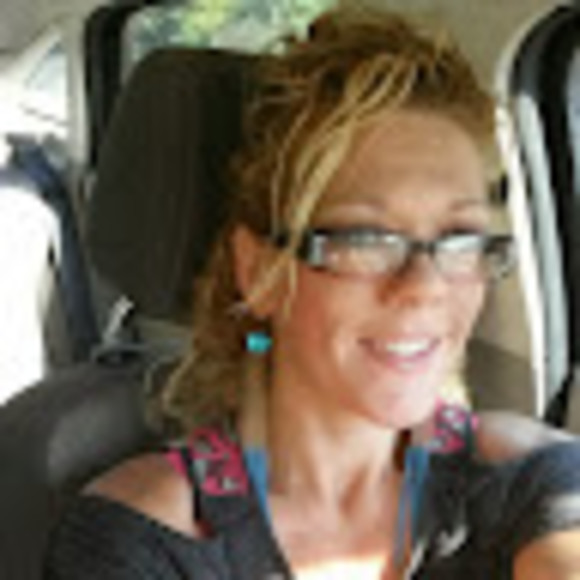 Profile Picture of Kristie Segerstrom (@boots2sassy) on Poshmark