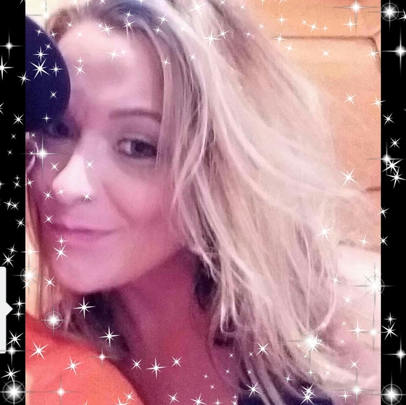 Profile Photo of Sherry Green (@sherr79) on Poshmark