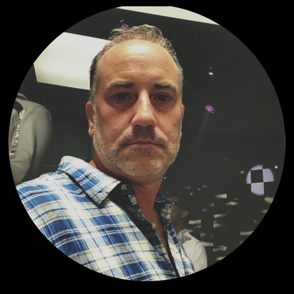 Jim Berg - Poshmark Profile Picture of Jim Berg (@jamesbergie) on Poshmark