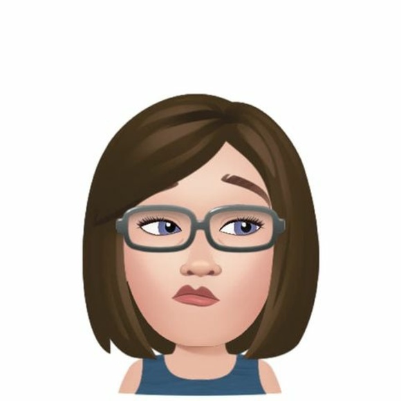 Profile Picture of Amanda Fregm-webb (@arosefregm) on Poshmark