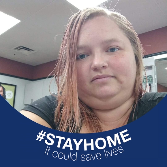 Profile Picture of Stephanie Canfield (@stephaniecanfie) on Poshmark