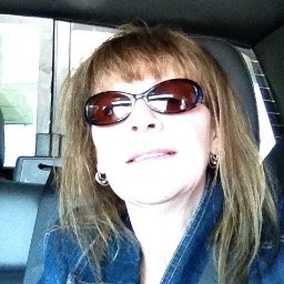 Profile Picture of Carol Ann Sampson (@carolannalee53) on Twitter