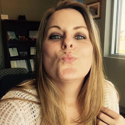 Profile Picture of Reba Danielle McGill (@reba_mcgill) on Twitter