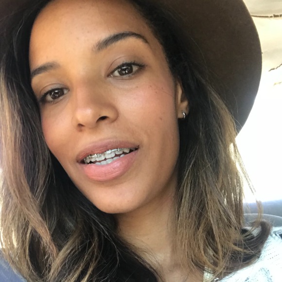 Profile Picture of Leah Markiet (@lmarkiet) on Poshmark