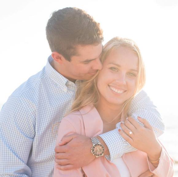 Profile Picture of Danielle Lewandowski (@dlewandowski1) on Poshmark