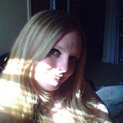 Profile Picture of Roxanne R. Coker (@TwitRoxter) on Twitter