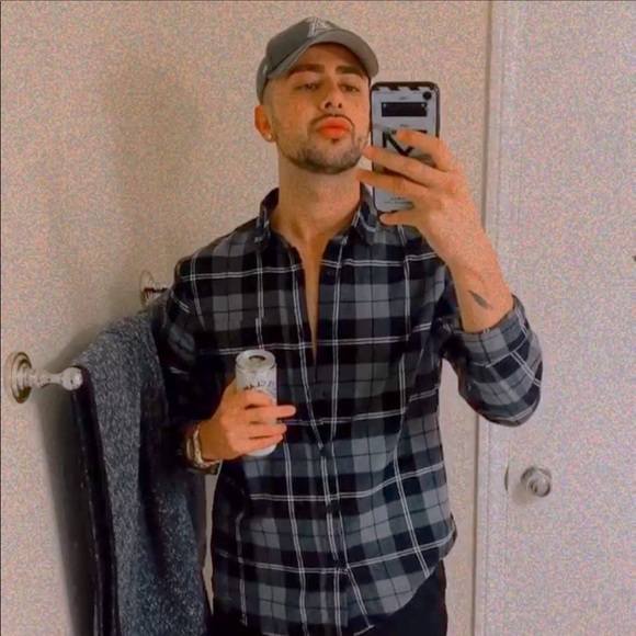 Profile Picture of Jacob Boydstun (@j_boydstun) on Poshmark