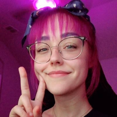 Profile Picture of Juliet Frank (@julietf57862192) on Twitter