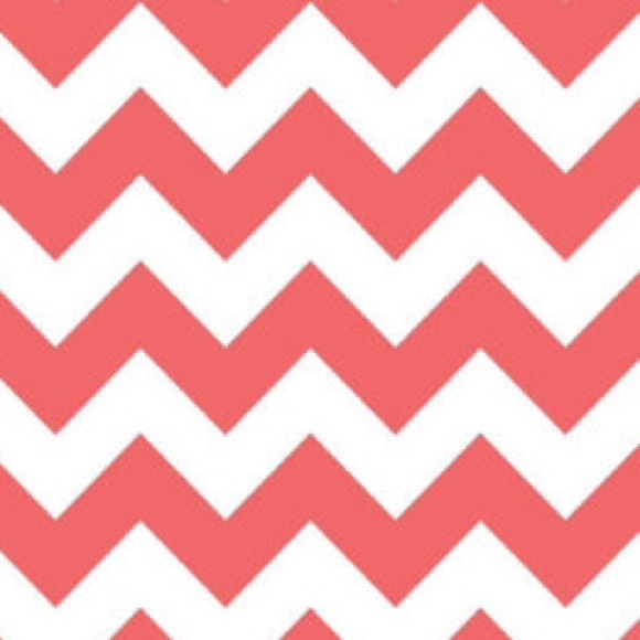 Profile Picture of Melanie Stensland (@melanieshop) on Poshmark