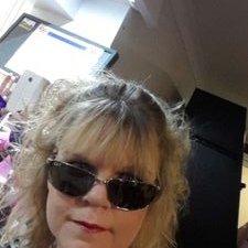 Profile Picture of Helen Louise Mitchel (@mitch40x) on Twitter