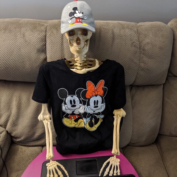 Profile Picture of Tracy Vallis (@vallistracy20) on Poshmark