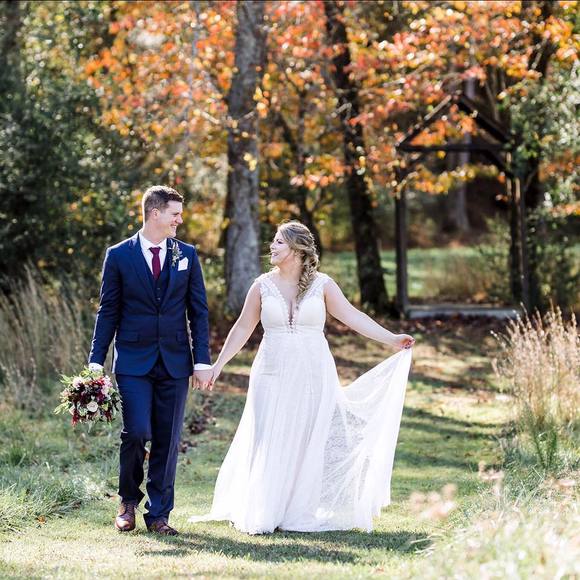 Profile Picture of Haley Humphrey (@hahumphrey) on Poshmark