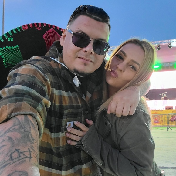 Profile Picture of Matthew Salinas (@mattsalinas87) on Poshmark