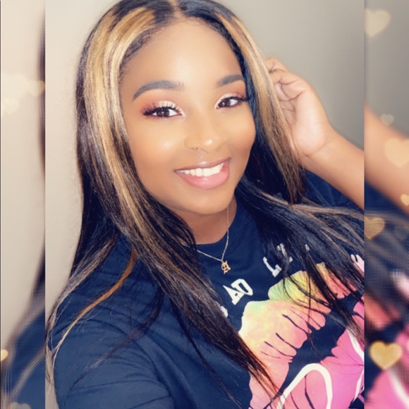 Profile Picture of Brittany Jackson (@brittanyjack239) on Poshmark