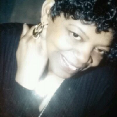 Profile Picture of Pat Diggs (@molerroller) on Twitter