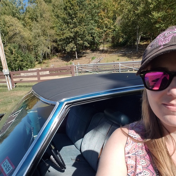 Profile Picture of Jordan Tedeschi (@j_tedeschi) on Poshmark