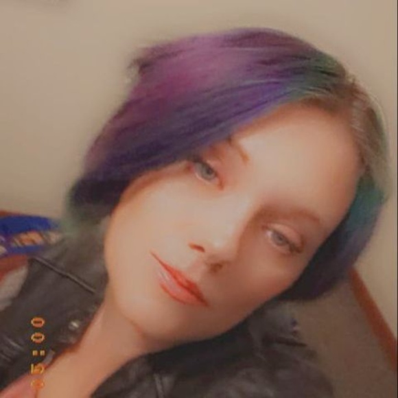 Profile Picture of Alacade Mcjunkin (@alacademcjunkin) on Poshmark