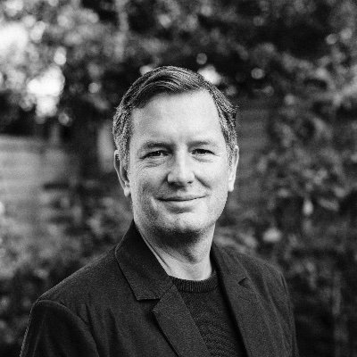 Profile Picture of John Sutherland (@policecommander) on Twitter