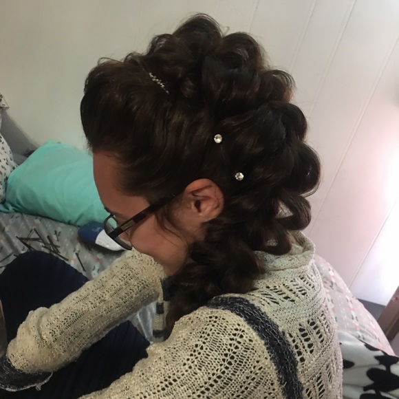 Profile Picture of Leah Goff (@leahgoff16) on Poshmark