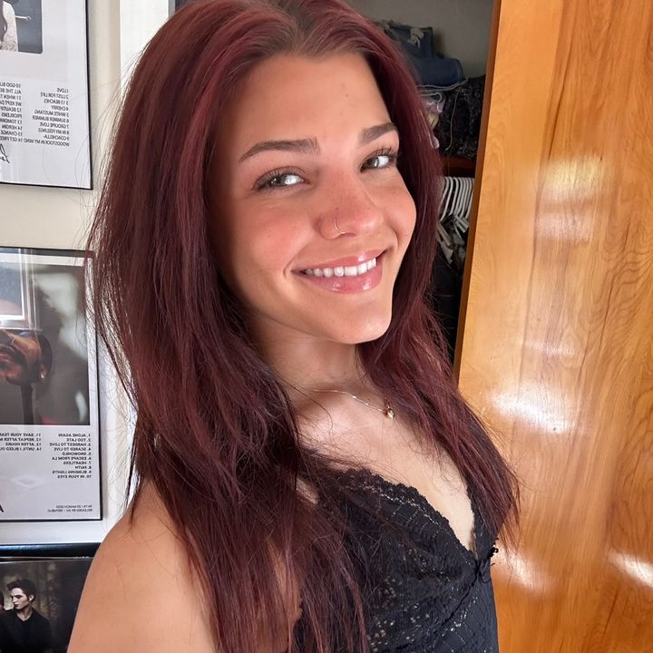 Profile Picture of Jules🌙 (@julia_eyler) on Tiktok